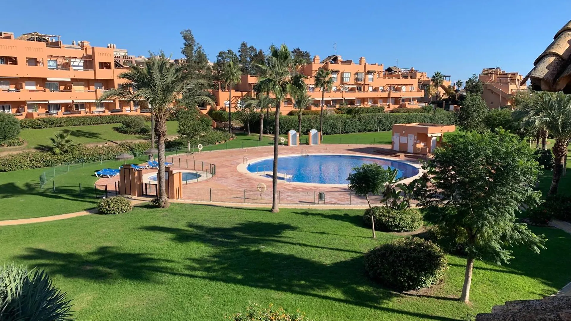 Stunning Penthouse Apartment In Casares Del Sol Bahia de Casares Espanha